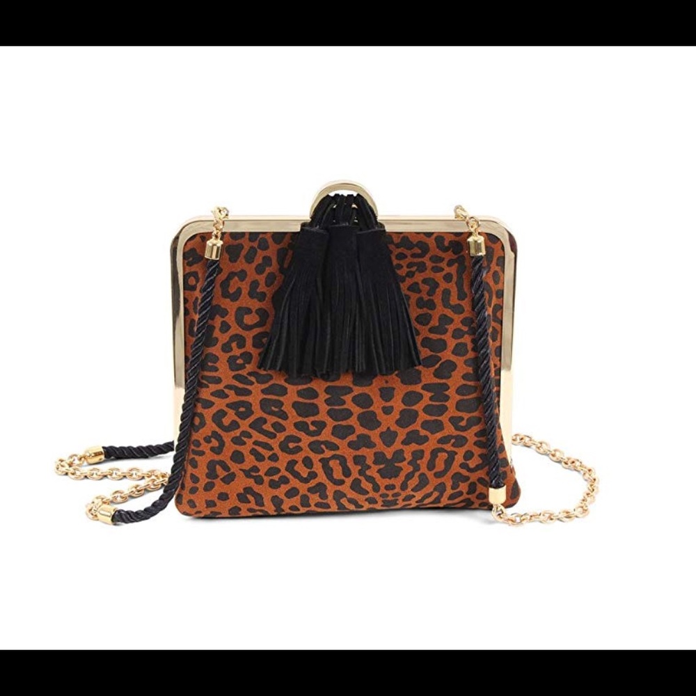 Isti Clutch Leopard prints shoulder bag